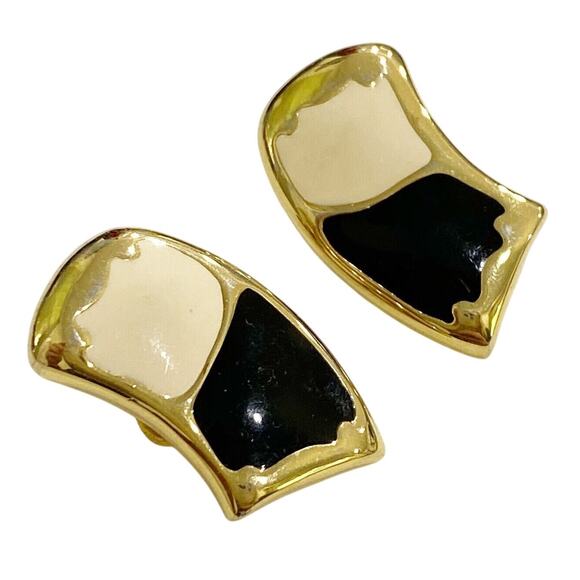 Clip On Earrings 1980's goldtone cream & black enamel Boss Lady classic jewelry - Picture 1 of 7